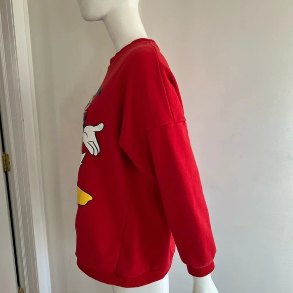 Disney Women's Cotton Long Sleeve Red Sweatshirt Graphic Print Size Large - Picture 2 of 6